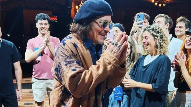 Johnny Depp visitó el Teatro Colón: fotos, saludos y recorrido privado