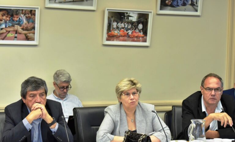 Ciclo Lectivo 2025: la ministra Naidenoff ratificó la política educativa