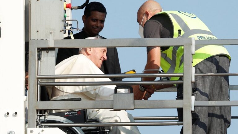 Máxima preocupación por la salud papa Francisco