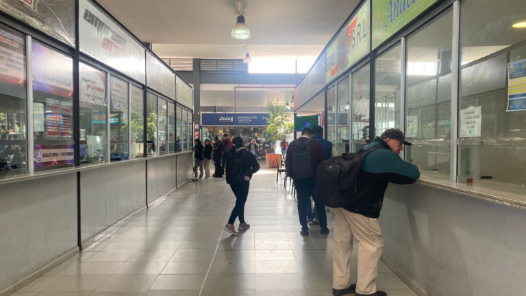 Terminal de Ómnibus de Jujuy: boletos más caros y pocos viajes