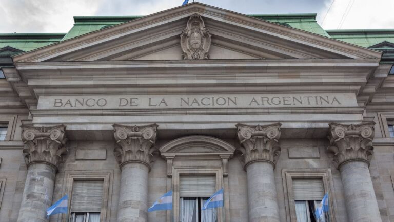 En medio de la polémica, Javier Milei transformó el Banco Nación en una Sociedad Anónima