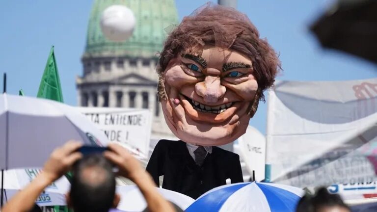 Milei, el Congreso y el poder de la calle: agosto en disputa