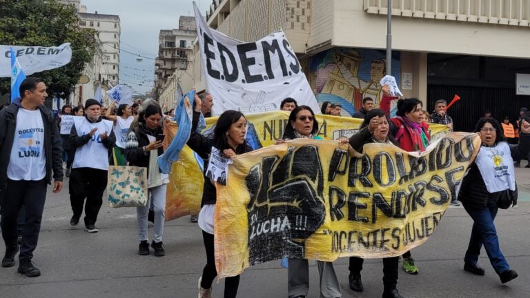 Jornada repleta de reclamos: docentes, municipales y personal de salud se manifestaron