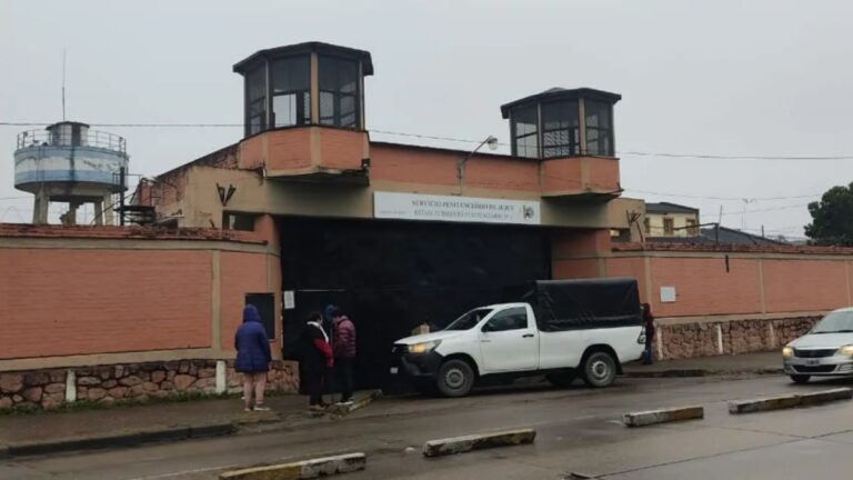 Sin visitas y sin contacto con nadie: cómo pasa sus días Matías Jurado en el Penal de Gorriti