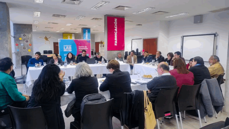 «El ofrecimiento del gobierno fue parcial»: los resultados de la reunión con docentes