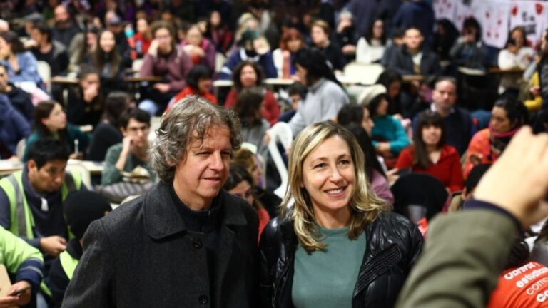 Myriam Bregman y Christian Castillo encabezan las listas del Frente de Izquierda en CABA