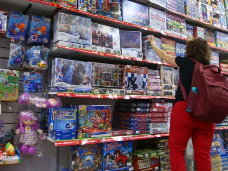 Día del Niño con ventas en baja: la Cámara de Comercio reconoce una caída del consumo en Resistencia