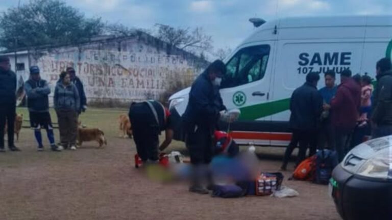 Un hombre se descompensó y falleció mientras disputaba un partido en Perico