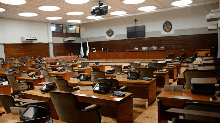 Después de un mes y medio, vuelve a sesionar la Legislatura de Jujuy