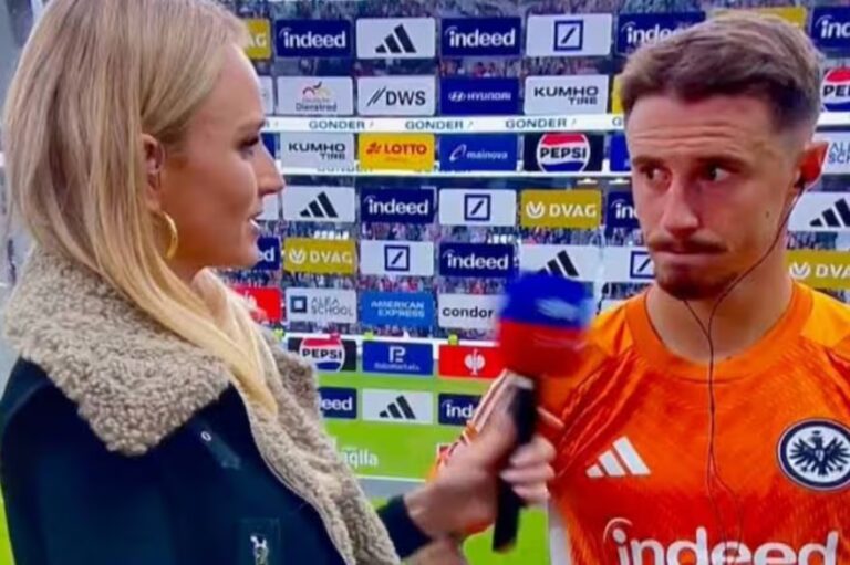 Un blooper insólito: periodista felicitó al capitán del Werder Bremen que acababa de perder por 4 a 1