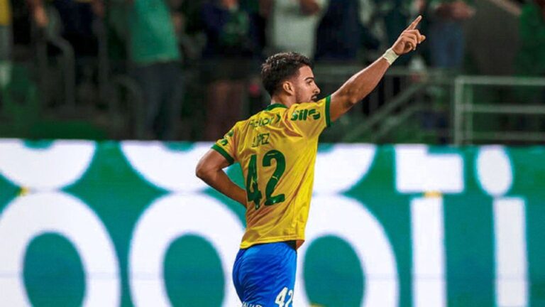 Video: José Manuel López recibió la convocatoria de Scaloni con un doblete en Palmeiras