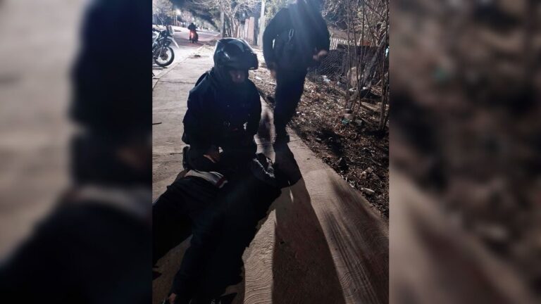 Bajo amenazas con un machete, dos delincuentes intentaron asaltar a una pareja