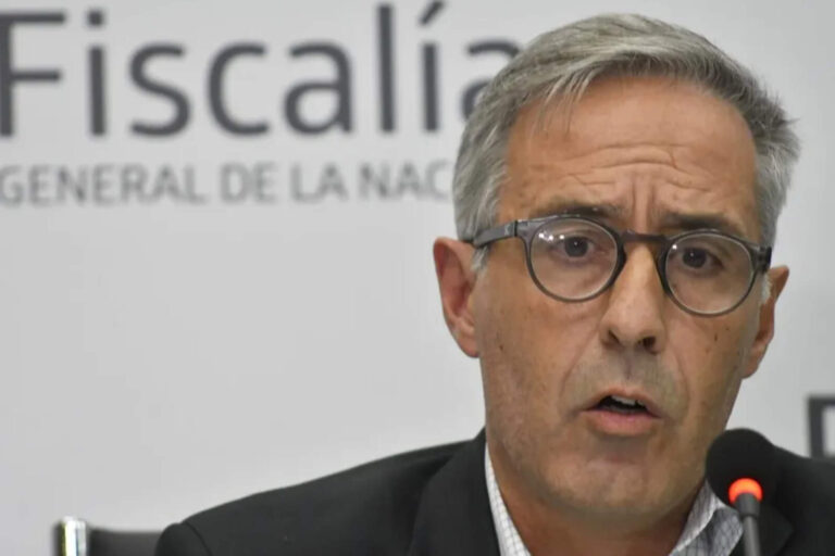 Abogados de presos políticos presentan recusación contra el fiscal Perciballe
