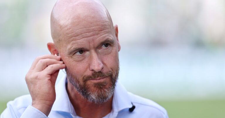 El Bayer Leverkusen de Echeverri, Palacios y Sarco echó a Ten Hag después de dos fechas y bate un récord