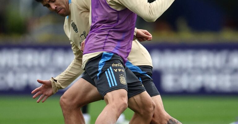 Montiel y Acuña, los laterales campeones del mundo que reclaman su lugar en el puesto más cambiante de la Selección Argentina