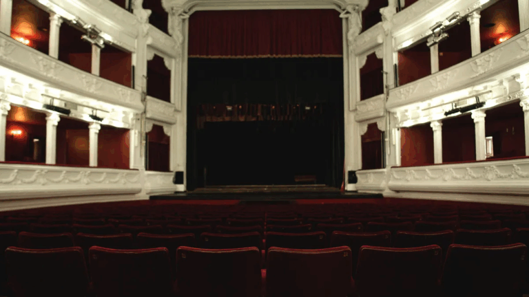 Septiembre con música, danza y actuación en el Teatro Mitre