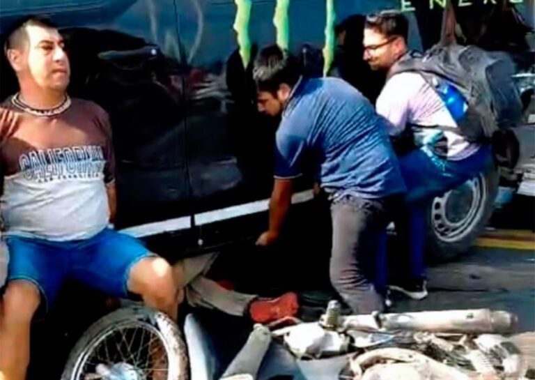 Choque en el puente Chaco-Corrientes: era un conocido delincuente el motociclista fallecido