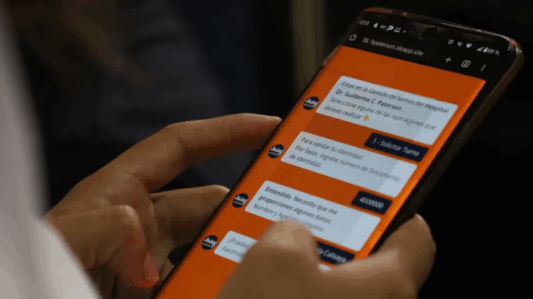 Ya son 9 los hospitales jujeños donde se pueden reservar turnos por WhatsApp: los detalles