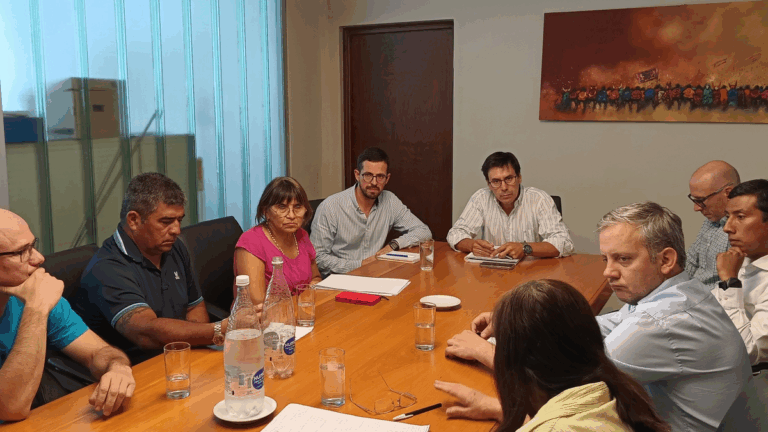 Paritarias: los gremios deberán esperar hasta la primera quincena de octubre