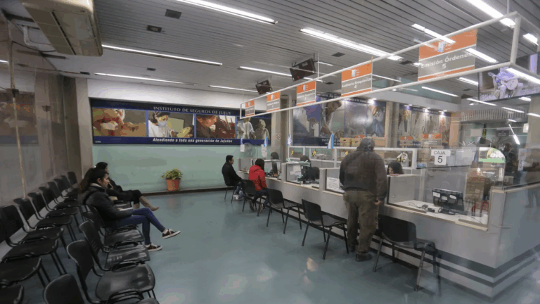 Desde San Pedro reclaman por la falta de profesionales que atiendan con ISJ