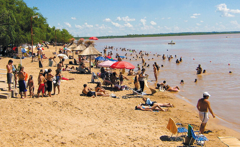Buen movimiento turístico por el fin de semana largo, dice CAME