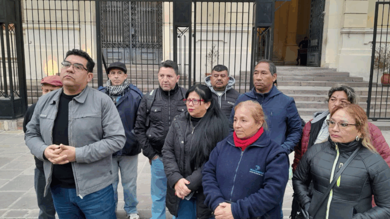 Municipales tildaron de «estafa» a las paritarias del gobierno