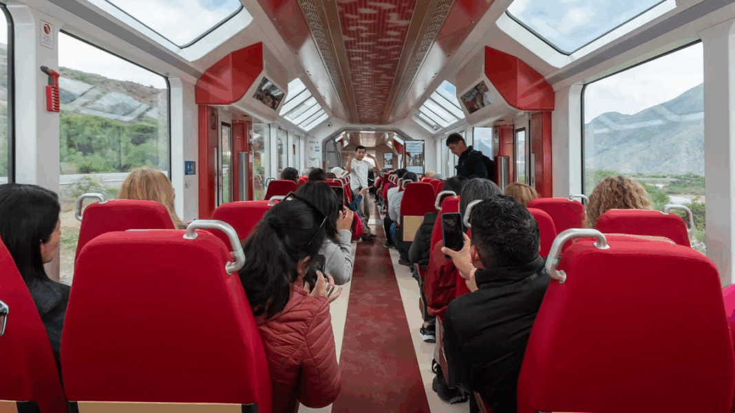 2327747-ni-con-promociones-y-descuentos-repunta-la-demanda-del-tren-turistico