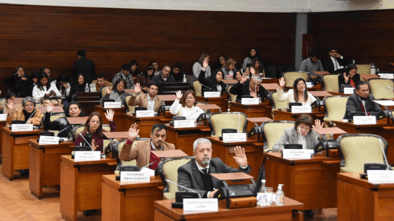 Después de un mes, vuelve a sesionar la Legislatura: no se tratará el Presupuesto 2026