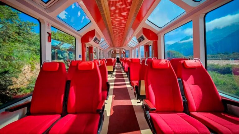 Tren turístico: gobierno habla de «gran porcentaje de reservas» pero las estaciones siguen vacías