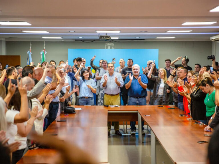 Con Capitanich al frente, asumió la nueva conducción partidaria de un PJ unido