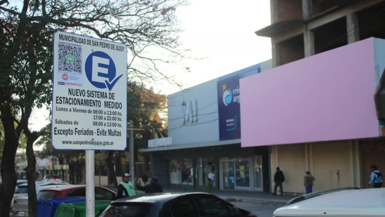 En San Pedro, el estacionamiento tarifado sirve para cubrir el Boleto Estudiantil