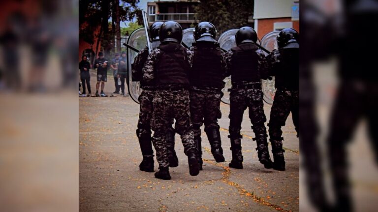 Disturbios nocturnos en El Chingo: detuvieron a un joven con pedido de paradero