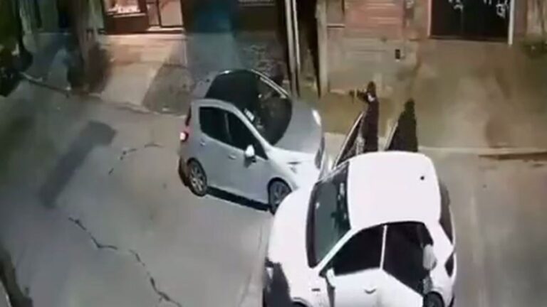 Investigan la denuncia de un robo a mano armada en el barrio San Pedrito