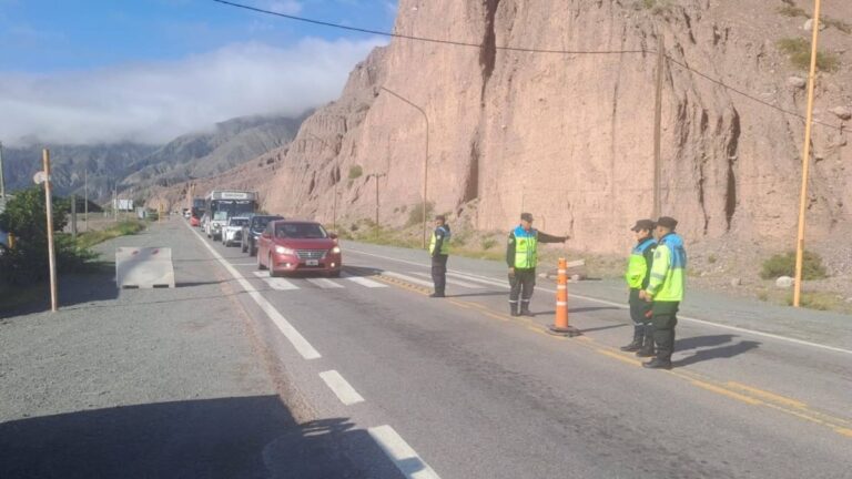 Precaución en rutas jujeñas por obras, congestión y alertas meteorológicas
