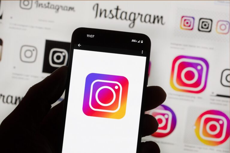 Instagram avisará a los padres si los adolescentes buscan repetidamente sobre suicidio