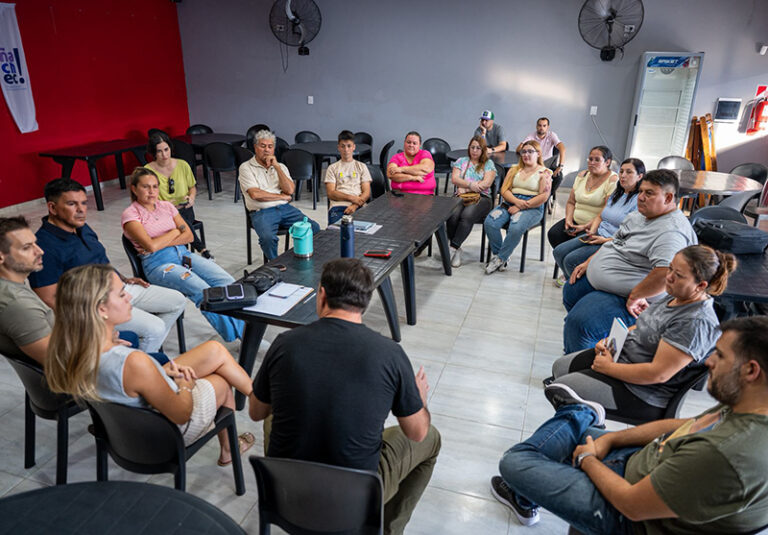 Resico encabezó una jornada de trabajo y coordinación de políticas públicas en Puerto Vilelas