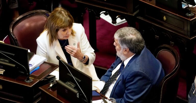 Bullrich acordó con el peronismo para desbloquear las comisiones en el Senado y Diputados conformará 18 esta semana