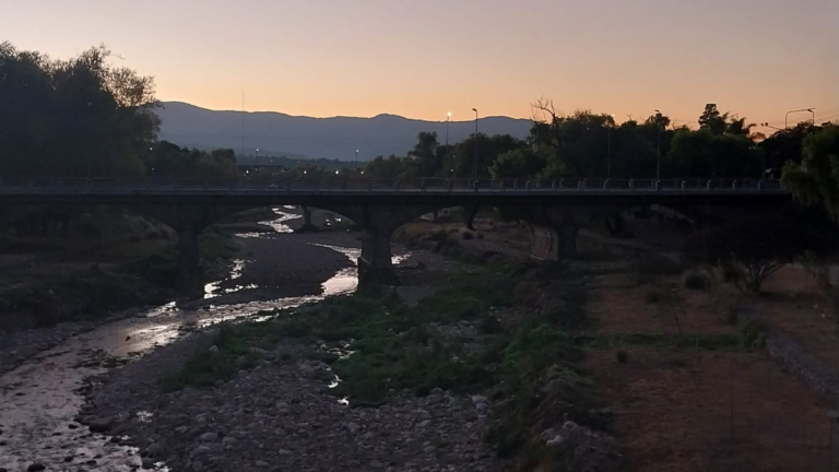 Feriado nacional sin lluvias y con máxima de 21C en la ciudad