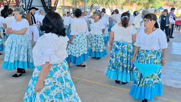 Diversos talleres para adultos mayores de la capital jujeña