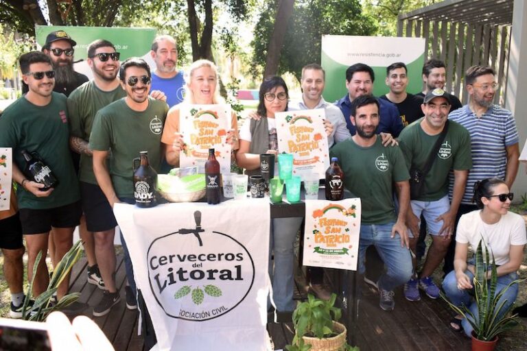 Presentación de la Fiesta de San Patricio 2025 en Resistencia, Chaco, con autoridades y cerveceros locales.