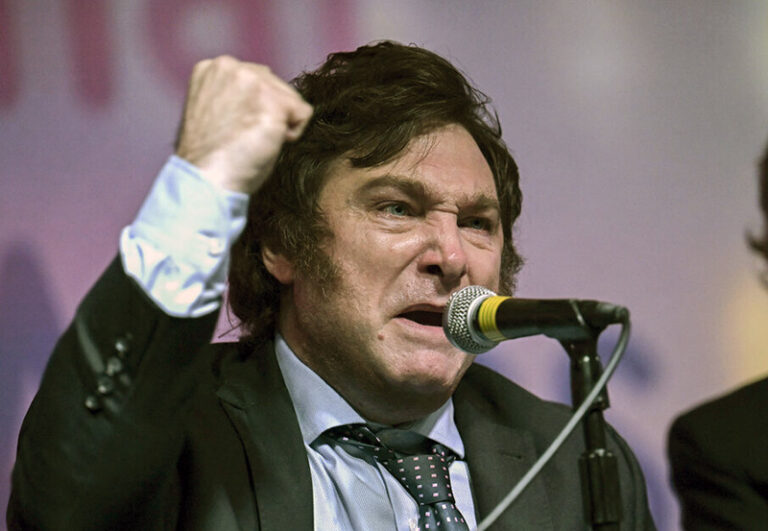 Sello oficial del Gobierno de la República Argentina sobre un documento.