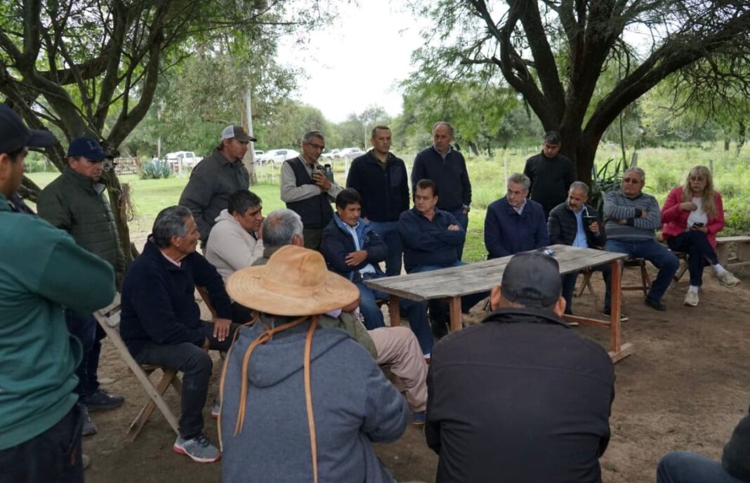 Productores en capacitación PROGANO en El Espinillo, Chaco