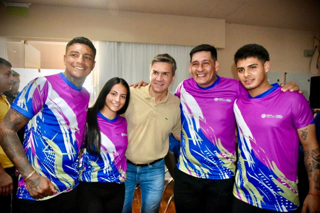 Gobernador Leandro Zdero durante el acto de lanzamiento de Chaco Juega en el Hotel Gualok de Sáenz Peña.