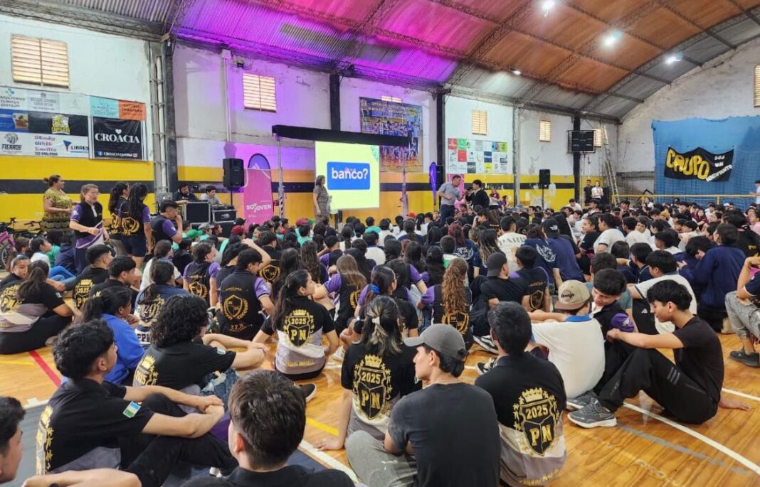 Nuevo Banco del Chaco programa educación financiera charlas escuelas interior