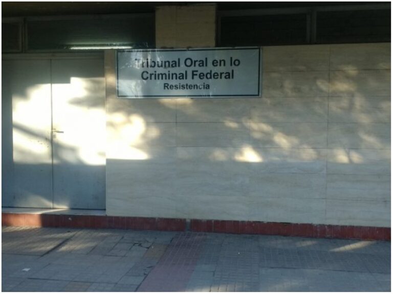 Fachada del Tribunal Oral en lo Criminal Federal de Resistencia