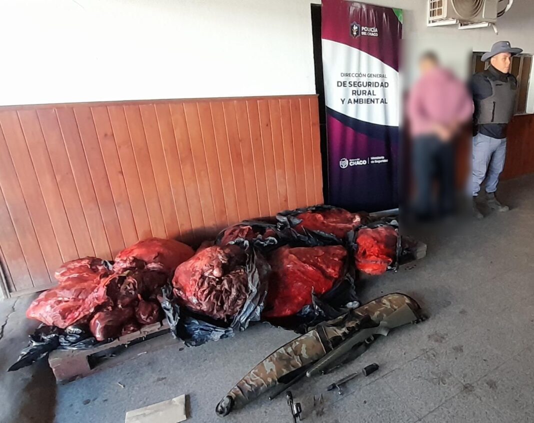 Bolsa con carne de búfalo incautada por la policía en Puerto Vilelas