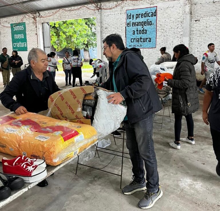 Asistencia a familias en Pampa del Indio durante emergencia hídrica